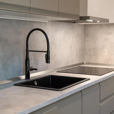 Διαμέρισμα Modern Luxury Nest Within Walking Distance Of Tremezzo